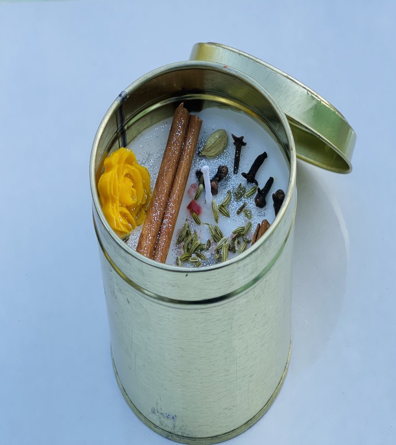SPICED GOLDEN TIN WAX CANDLE